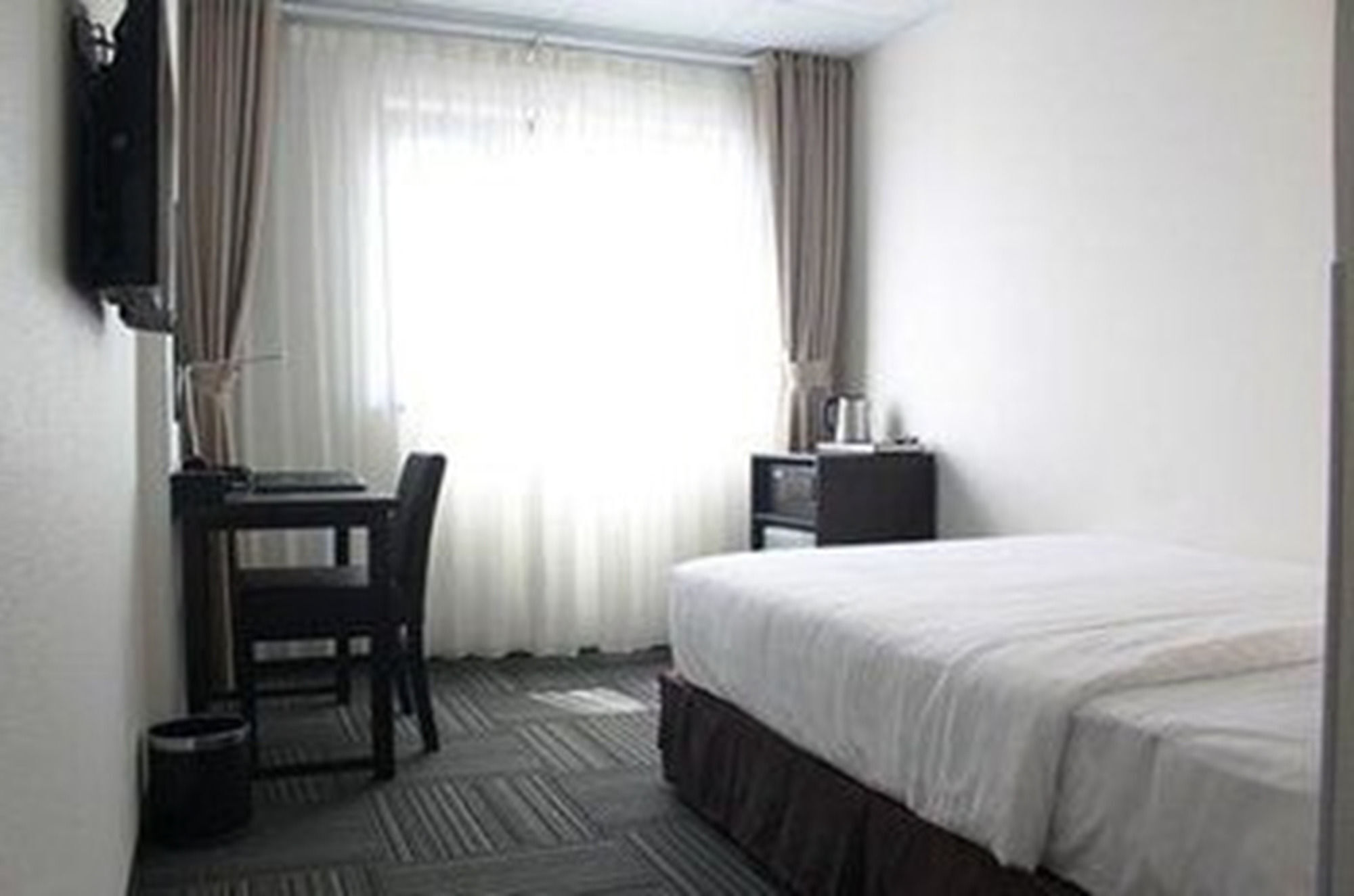 Sakura Hotel 2 Hanoi Zewnętrze zdjęcie